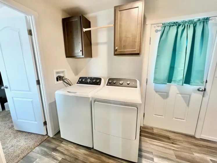 5015 Paul St, Reno, Nevada 89506, 2 Bedrooms Bedrooms, 10 Rooms Rooms,1 BathroomBathrooms,Manufactured,Residential,Paul,260005156