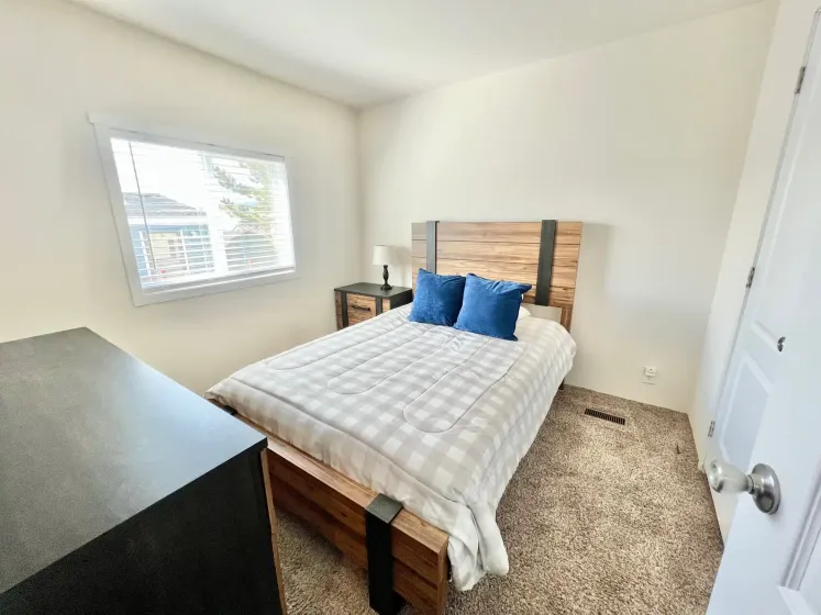 5015 Paul St, Reno, Nevada 89506, 2 Bedrooms Bedrooms, 10 Rooms Rooms,1 BathroomBathrooms,Manufactured,Residential,Paul,260005156