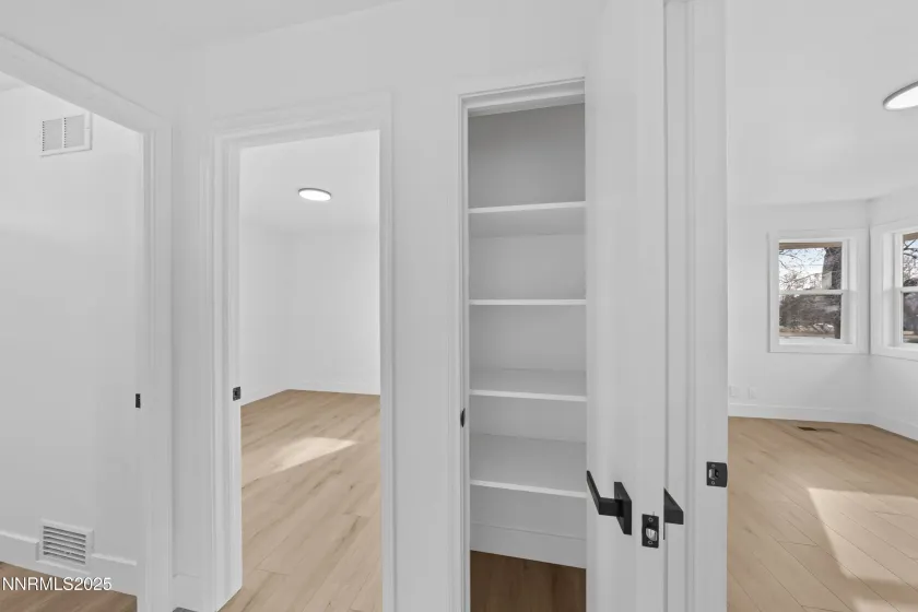 1620 Harold, Reno, Nevada 89503, 4 Bedrooms Bedrooms, ,2 BathroomsBathrooms,Residential,Residential,Harold,250059173