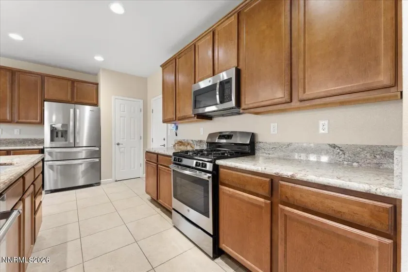 654 St Andrews, Dayton, Nevada 89403, 3 Bedrooms Bedrooms, ,3 BathroomsBathrooms,Residential,Residential,St Andrews,260005158