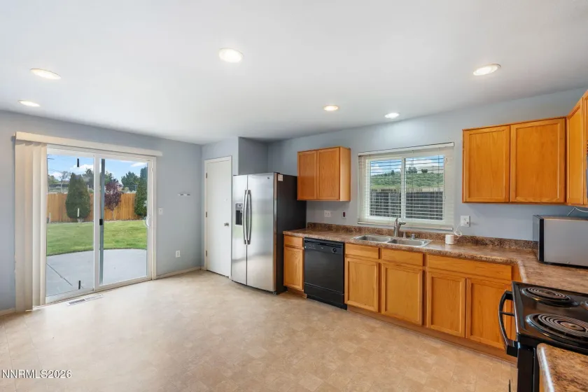 7655 Key Largo, Reno, Nevada 89506, 3 Bedrooms Bedrooms, ,3 BathroomsBathrooms,Residential,Residential,Key Largo,260005159