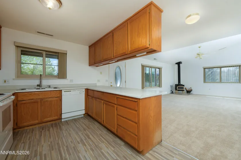 1504 Fahim, Gardnerville, Nevada 89410, 3 Bedrooms Bedrooms, ,2 BathroomsBathrooms,Residential,Residential,Fahim,260005160