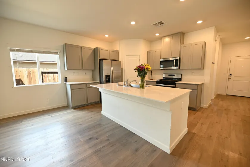 1623 Summerwind, Fernley, Nevada 89408, 3 Bedrooms Bedrooms, ,2 BathroomsBathrooms,Residential,Residential,Summerwind,260005161