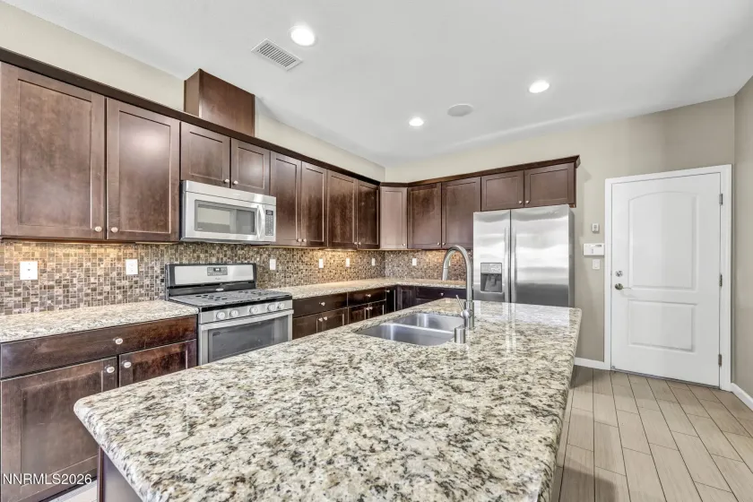 2232 Alivia, Reno, Nevada 89521, 3 Bedrooms Bedrooms, ,4 BathroomsBathrooms,Residential Lease,Manufactured,Alivia,260005169