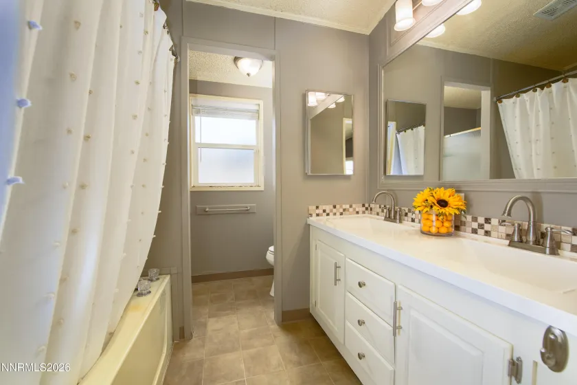 1355 Sandstone, Topaz Ranch Estates, Nevada 89444, 3 Bedrooms Bedrooms, ,2 BathroomsBathrooms,Residential,Residential,Sandstone,260005170