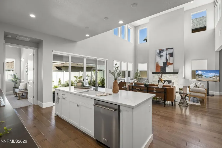 623 Camargue, Reno, Nevada 89511, 3 Bedrooms Bedrooms, ,3 BathroomsBathrooms,Residential,Residential,Camargue,260005172