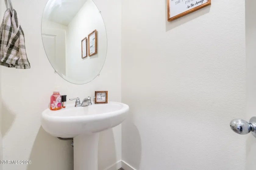 456 Antares, Reno, Nevada 89506, 4 Bedrooms Bedrooms, ,3 BathroomsBathrooms,Residential,Residential,Antares,260005174