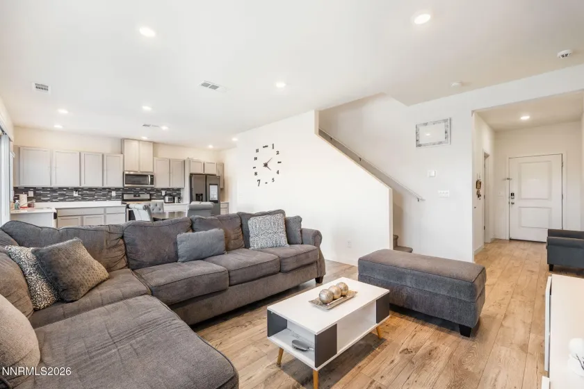 456 Antares, Reno, Nevada 89506, 4 Bedrooms Bedrooms, ,3 BathroomsBathrooms,Residential,Residential,Antares,260005174