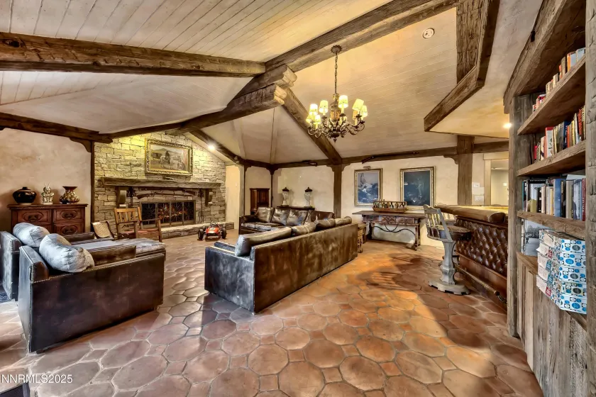 20 Calaneva, Crystal Bay, Nevada 89402, 11 Bedrooms Bedrooms, ,12 BathroomsBathrooms,Residential,Residential,Calaneva,260005179