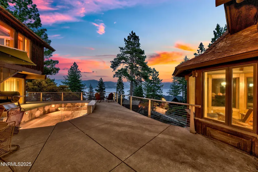 20 Calaneva, Crystal Bay, Nevada 89402, 11 Bedrooms Bedrooms, ,12 BathroomsBathrooms,Residential,Residential,Calaneva,260005179