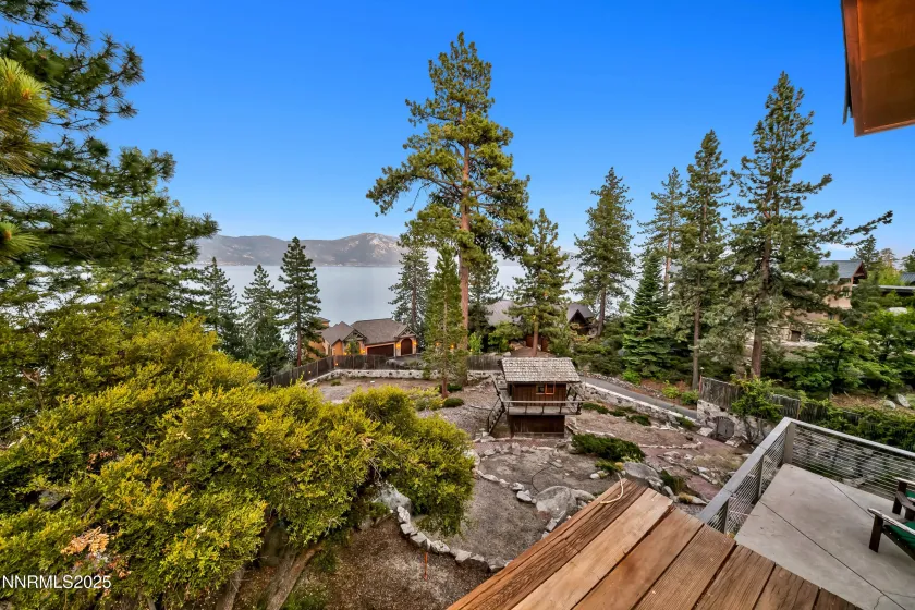 20 Calaneva, Crystal Bay, Nevada 89402, 11 Bedrooms Bedrooms, ,12 BathroomsBathrooms,Residential,Residential,Calaneva,260005179