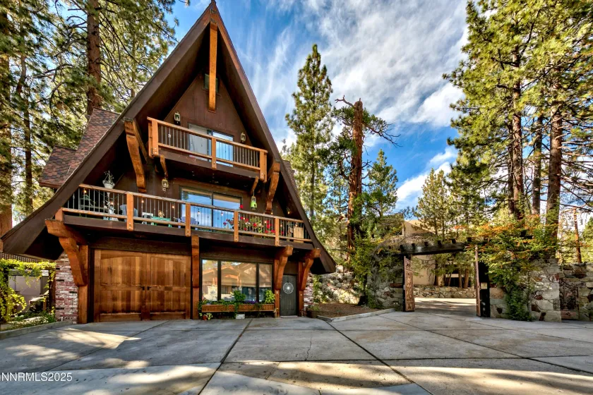 20 Calaneva, Crystal Bay, Nevada 89402, 11 Bedrooms Bedrooms, ,12 BathroomsBathrooms,Residential,Residential,Calaneva,260005179