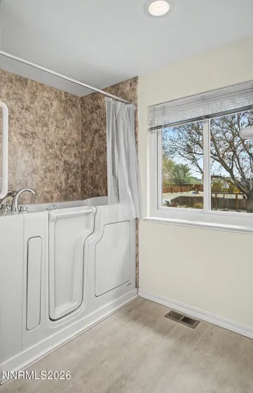 1100 Venturacci, Fallon, Nevada 89406, 3 Bedrooms Bedrooms, ,2 BathroomsBathrooms,Residential,Residential,Venturacci,260005181