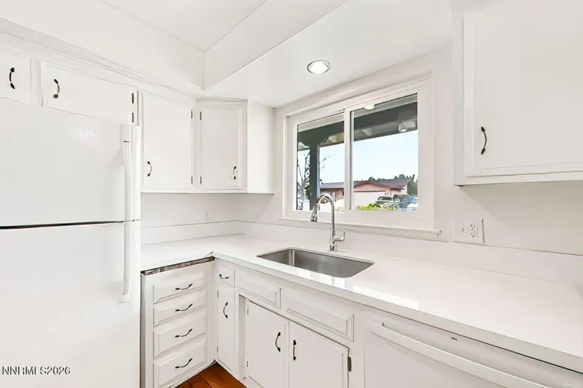 281 Devere, Sparks, Nevada 89431, 3 Bedrooms Bedrooms, ,2 BathroomsBathrooms,Residential,Residential,Devere,260005186