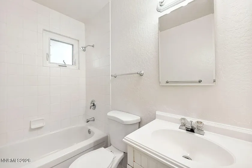 281 Devere, Sparks, Nevada 89431, 3 Bedrooms Bedrooms, ,2 BathroomsBathrooms,Residential,Residential,Devere,260005186