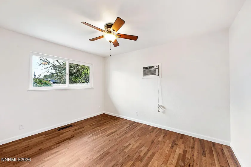 281 Devere, Sparks, Nevada 89431, 3 Bedrooms Bedrooms, ,2 BathroomsBathrooms,Residential,Residential,Devere,260005186