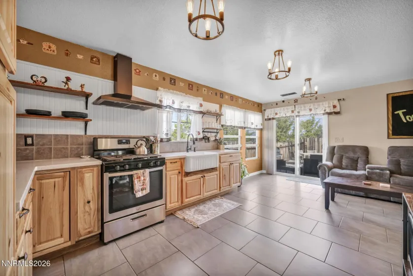 7695 Bichon, Reno, Nevada 89506, 3 Bedrooms Bedrooms, ,2 BathroomsBathrooms,Residential,Residential,Bichon,260005187