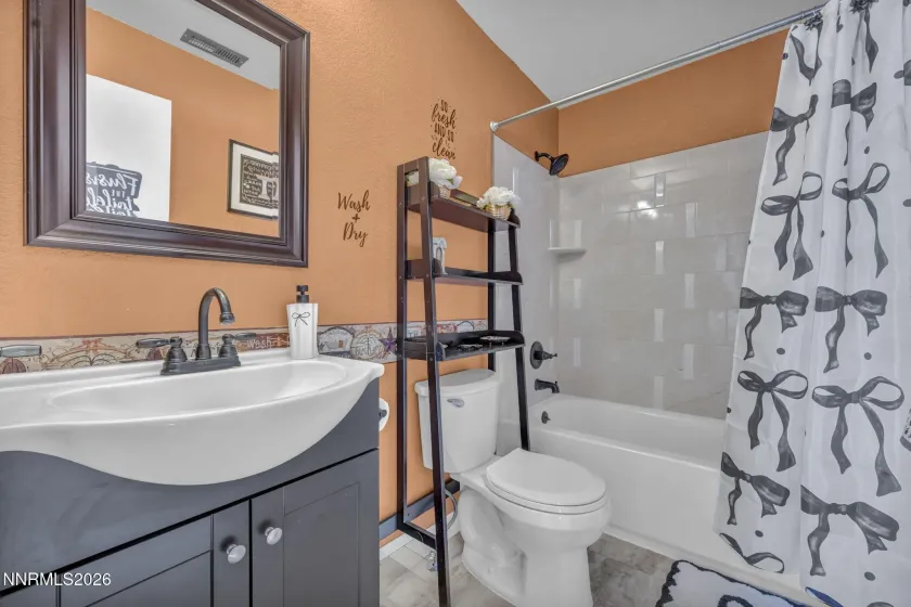 7695 Bichon, Reno, Nevada 89506, 3 Bedrooms Bedrooms, ,2 BathroomsBathrooms,Residential,Residential,Bichon,260005187