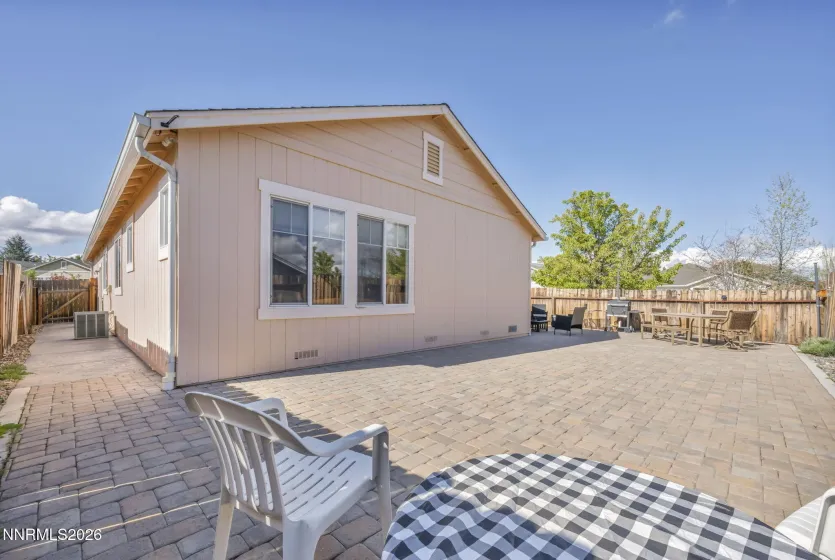 7695 Bichon, Reno, Nevada 89506, 3 Bedrooms Bedrooms, ,2 BathroomsBathrooms,Residential,Residential,Bichon,260005187