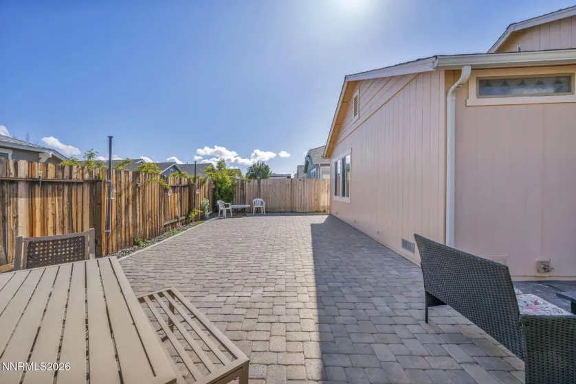 7695 Bichon, Reno, Nevada 89506, 3 Bedrooms Bedrooms, ,2 BathroomsBathrooms,Residential,Residential,Bichon,260005187
