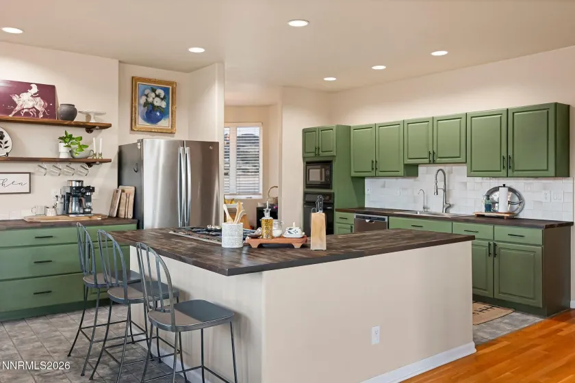 3900 Amy, Reno, Nevada 89510, 3 Bedrooms Bedrooms, ,2 BathroomsBathrooms,Residential,Residential,Amy,260005188