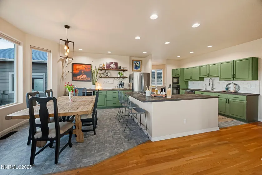 3900 Amy, Reno, Nevada 89510, 3 Bedrooms Bedrooms, ,2 BathroomsBathrooms,Residential,Residential,Amy,260005188