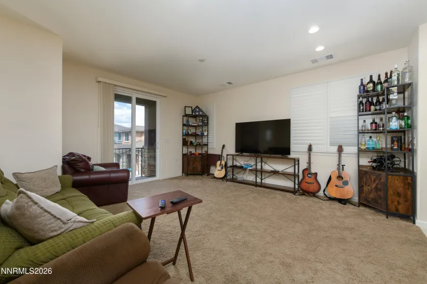 1034 Arbor, Carson City, Nevada 89701, 3 Bedrooms Bedrooms, ,3 BathroomsBathrooms,Residential,Residential,Arbor,260005190