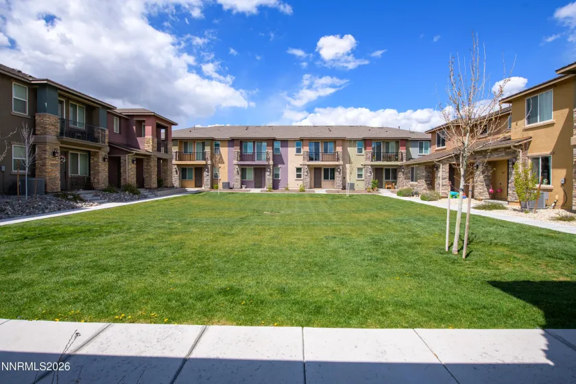 1032 Arbor, Carson City, Nevada 89701, 2 Bedrooms Bedrooms, ,3 BathroomsBathrooms,Residential,Residential,Arbor,260005191