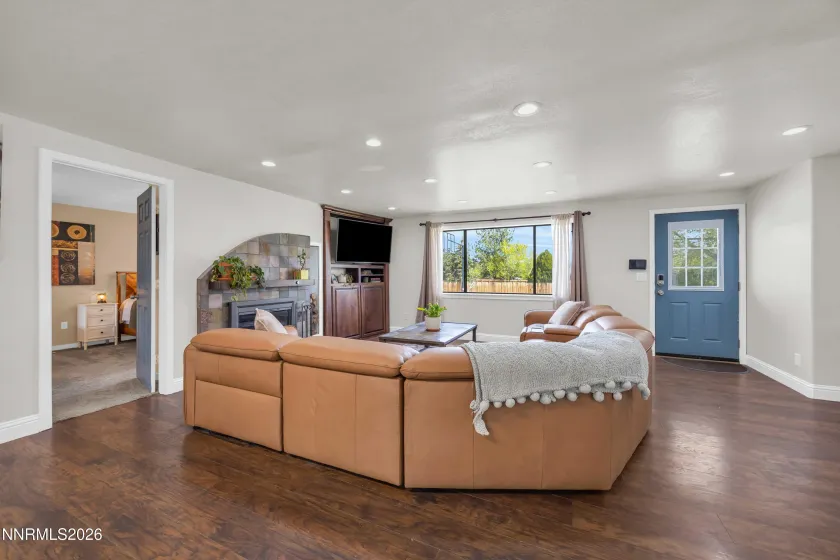 180 Surge, Reno, Nevada 89506, 4 Bedrooms Bedrooms, ,2 BathroomsBathrooms,Residential,Residential,Surge,260005195