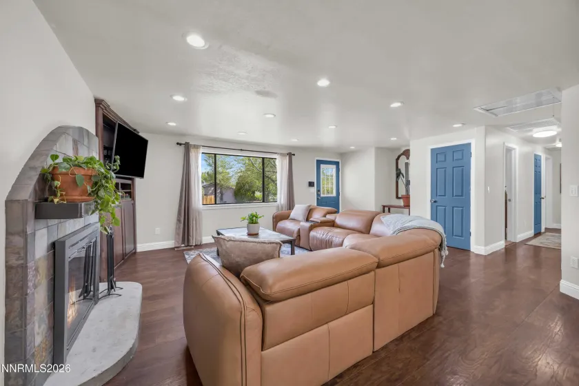 180 Surge, Reno, Nevada 89506, 4 Bedrooms Bedrooms, ,2 BathroomsBathrooms,Residential,Residential,Surge,260005195