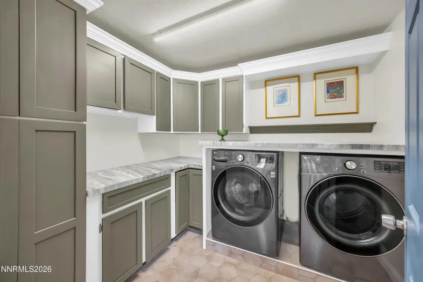 180 Surge, Reno, Nevada 89506, 4 Bedrooms Bedrooms, ,2 BathroomsBathrooms,Residential,Residential,Surge,260005195