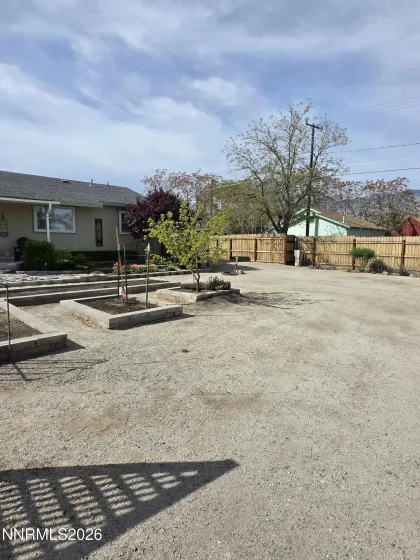 359 E, Hawthorne, Nevada 89415, 3 Bedrooms Bedrooms, ,2 BathroomsBathrooms,Residential,Residential,E,260005197
