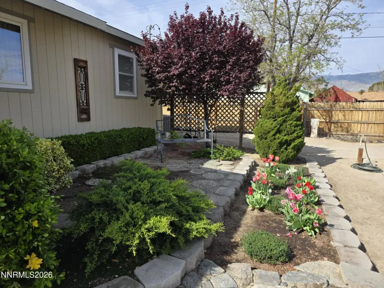 359 E, Hawthorne, Nevada 89415, 3 Bedrooms Bedrooms, ,2 BathroomsBathrooms,Residential,Residential,E,260005197