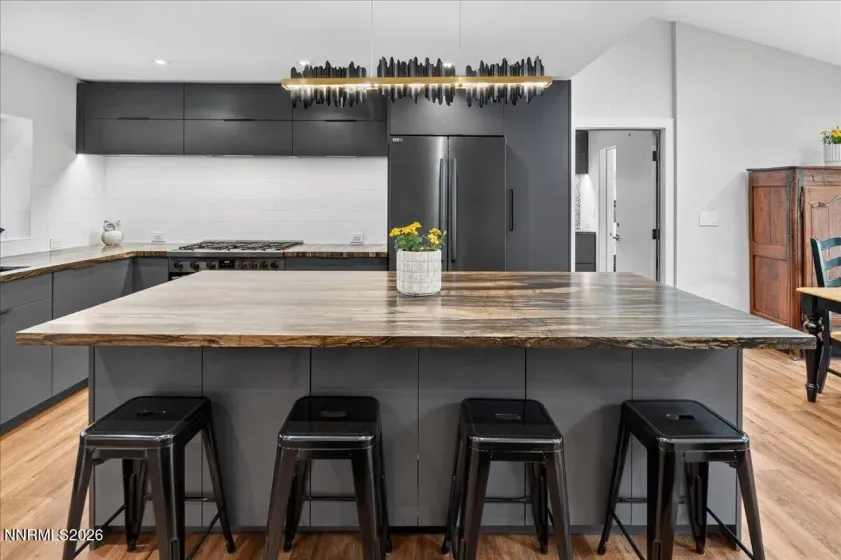 805 Joy Lake, Reno, Nevada 89511, 4 Bedrooms Bedrooms, ,3 BathroomsBathrooms,Residential,Residential,Joy Lake,260005199