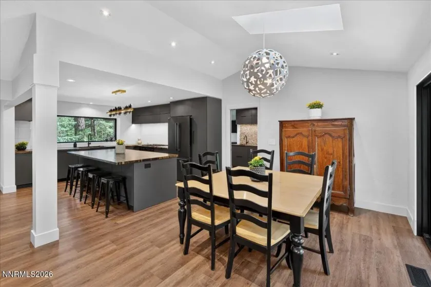 805 Joy Lake, Reno, Nevada 89511, 4 Bedrooms Bedrooms, ,3 BathroomsBathrooms,Residential,Residential,Joy Lake,260005199