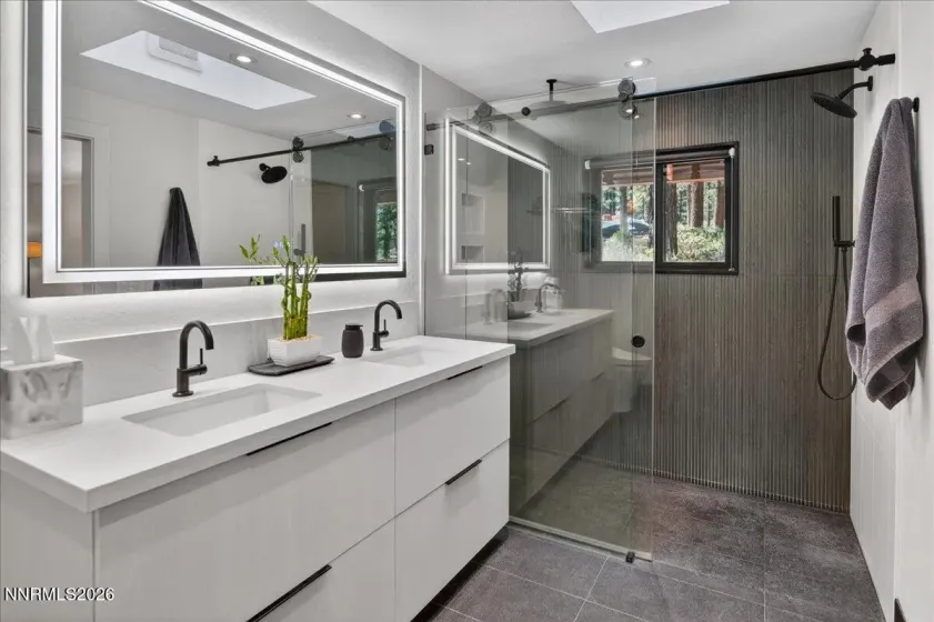 805 Joy Lake, Reno, Nevada 89511, 4 Bedrooms Bedrooms, ,3 BathroomsBathrooms,Residential,Residential,Joy Lake,260005199