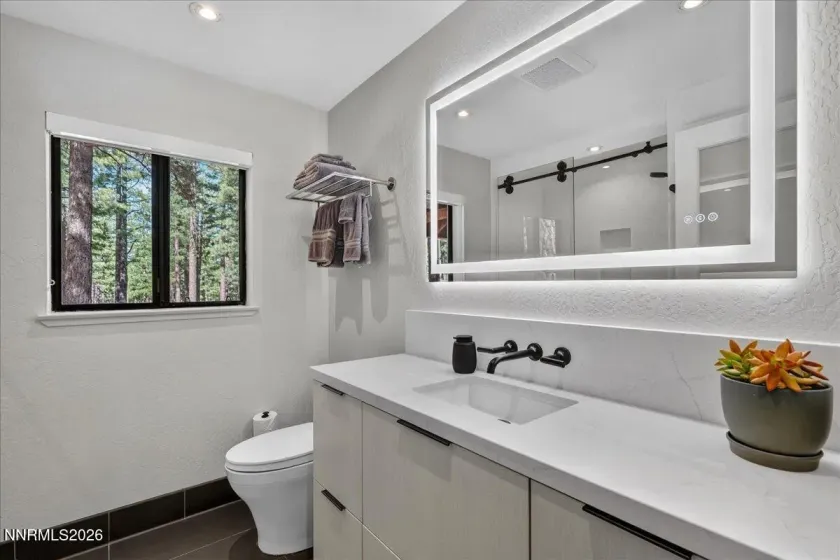 805 Joy Lake, Reno, Nevada 89511, 4 Bedrooms Bedrooms, ,3 BathroomsBathrooms,Residential,Residential,Joy Lake,260005199