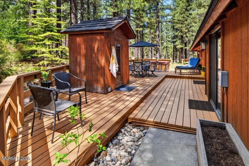 805 Joy Lake, Reno, Nevada 89511, 4 Bedrooms Bedrooms, ,3 BathroomsBathrooms,Residential,Residential,Joy Lake,260005199