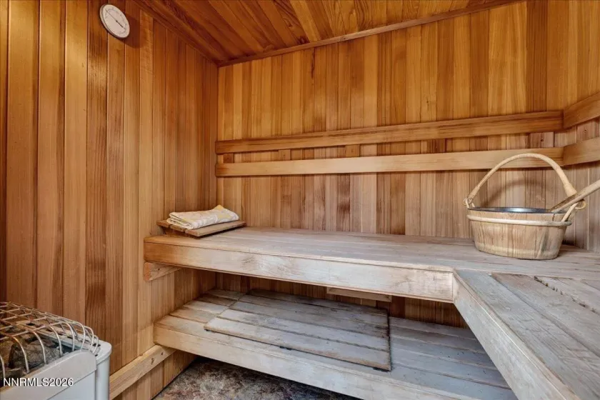 805 Joy Lake, Reno, Nevada 89511, 4 Bedrooms Bedrooms, ,3 BathroomsBathrooms,Residential,Residential,Joy Lake,260005199