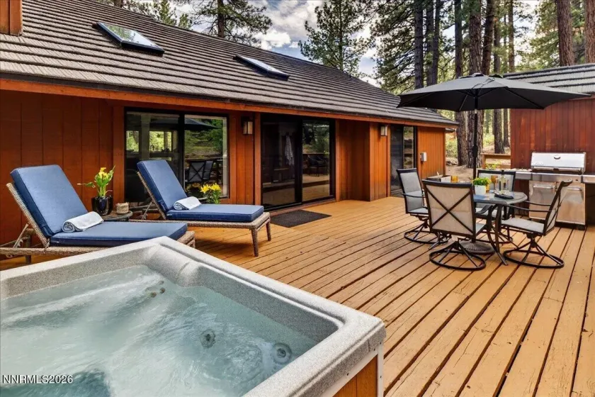 805 Joy Lake, Reno, Nevada 89511, 4 Bedrooms Bedrooms, ,3 BathroomsBathrooms,Residential,Residential,Joy Lake,260005199