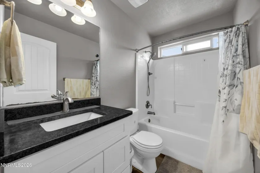 210 Heather, Fernley, Nevada 89408, 4 Bedrooms Bedrooms, ,2 BathroomsBathrooms,Residential,Residential,Heather,260005212