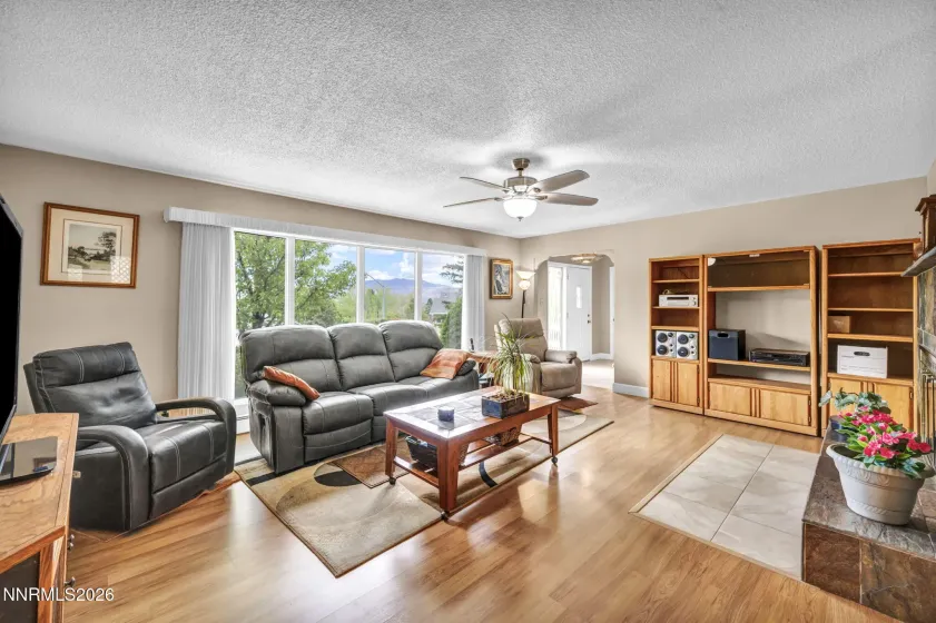 6 Gay, Carson City, Nevada 89703, 4 Bedrooms Bedrooms, ,2 BathroomsBathrooms,Residential,Residential,Gay,260005213