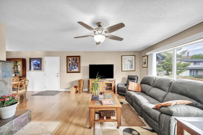 6 Gay, Carson City, Nevada 89703, 4 Bedrooms Bedrooms, ,2 BathroomsBathrooms,Residential,Residential,Gay,260005213