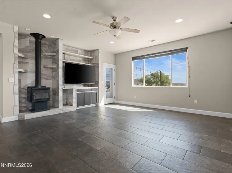 619 Saddle Horn, Fernley, Nevada 89408, 3 Bedrooms Bedrooms, ,3 BathroomsBathrooms,Residential,Residential,Saddle Horn,260005214