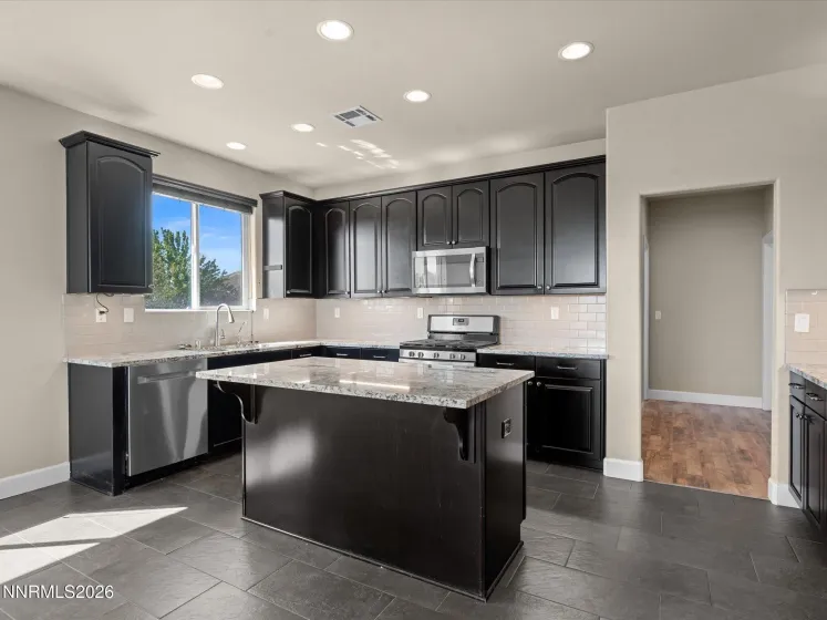 619 Saddle Horn, Fernley, Nevada 89408, 3 Bedrooms Bedrooms, ,3 BathroomsBathrooms,Residential,Residential,Saddle Horn,260005214