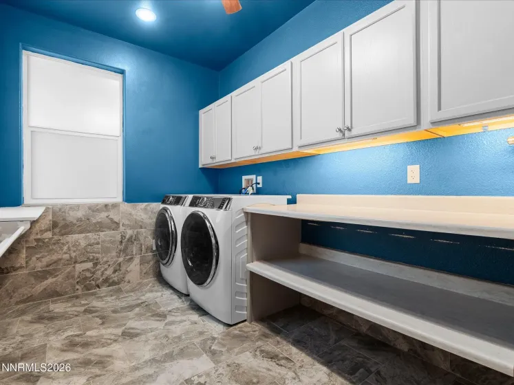 619 Saddle Horn, Fernley, Nevada 89408, 3 Bedrooms Bedrooms, ,3 BathroomsBathrooms,Residential,Residential,Saddle Horn,260005214