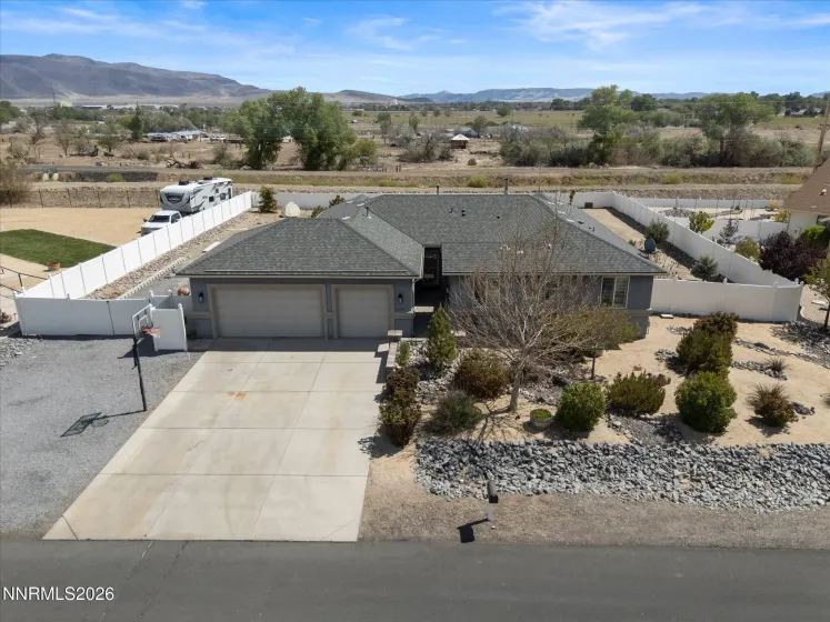 619 Saddle Horn, Fernley, Nevada 89408, 3 Bedrooms Bedrooms, ,3 BathroomsBathrooms,Residential,Residential,Saddle Horn,260005214