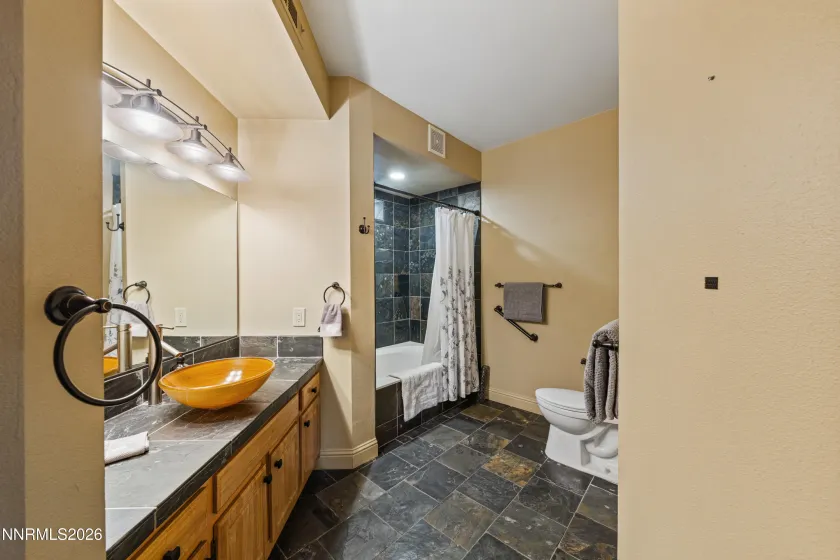 900 South Meadows, Reno, Nevada 89521, 1 Bedroom Bedrooms, ,1 BathroomBathrooms,Residential,Residential,South Meadows,260004131