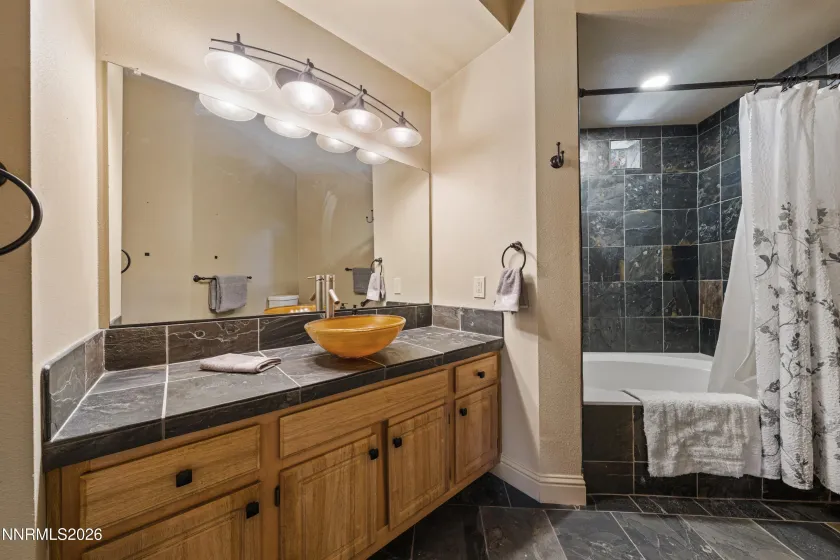 900 South Meadows, Reno, Nevada 89521, 1 Bedroom Bedrooms, ,1 BathroomBathrooms,Residential,Residential,South Meadows,260004131