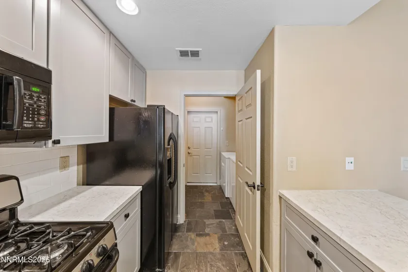 900 South Meadows, Reno, Nevada 89521, 1 Bedroom Bedrooms, ,1 BathroomBathrooms,Residential,Residential,South Meadows,260004131